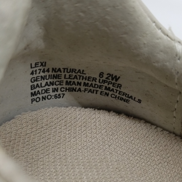 P.w. Minor Lexi Comfort Shoes Women's size 6 2W - Picture 6 of 7